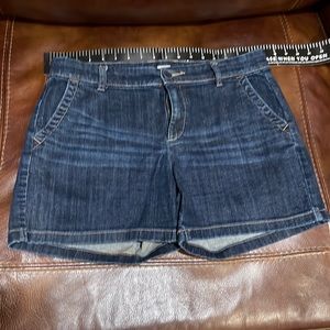 Liz Claiborne Chinos Shorts EUC